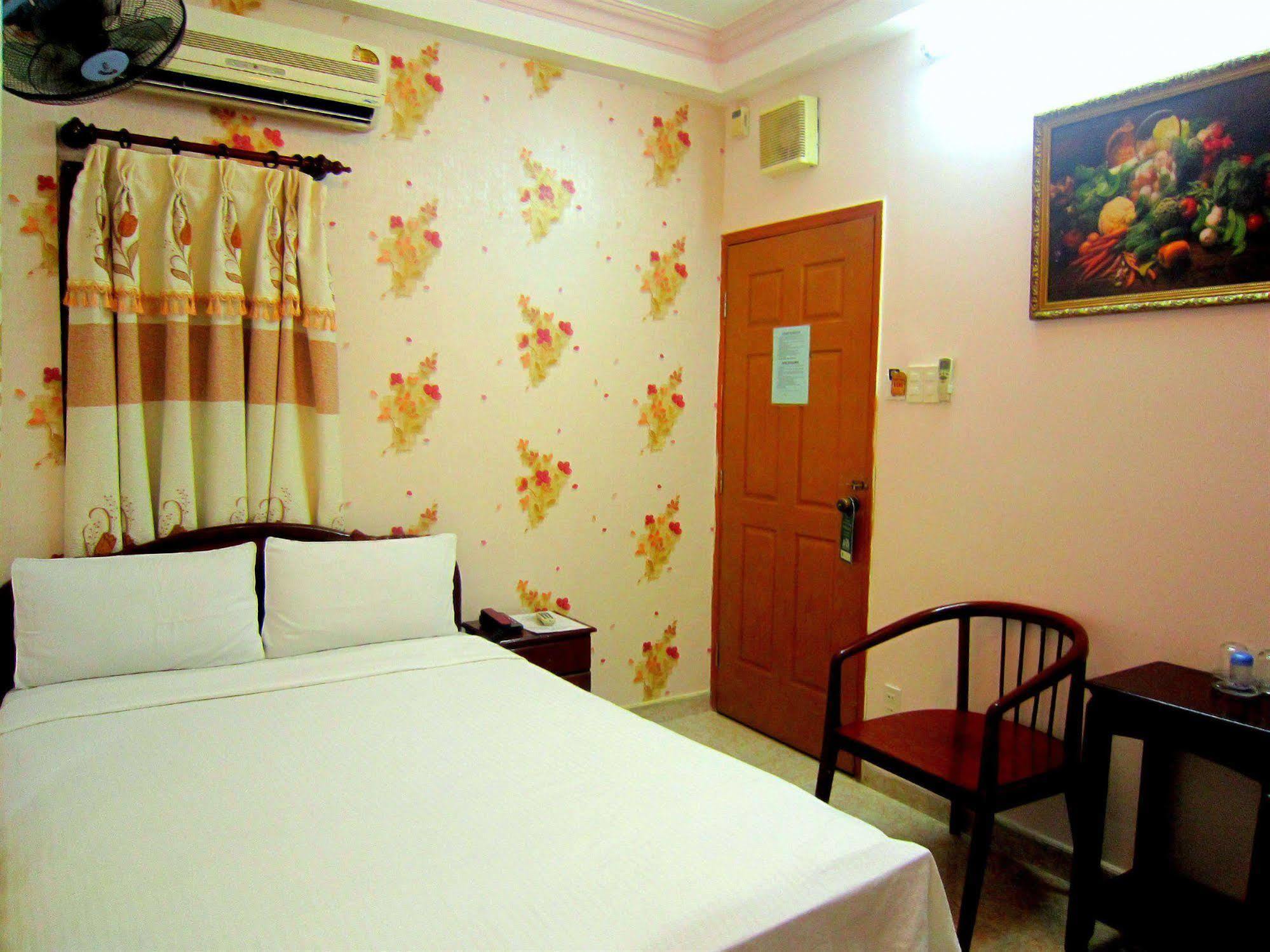 Thuy Tien Hotel Хошимін Екстер'єр фото