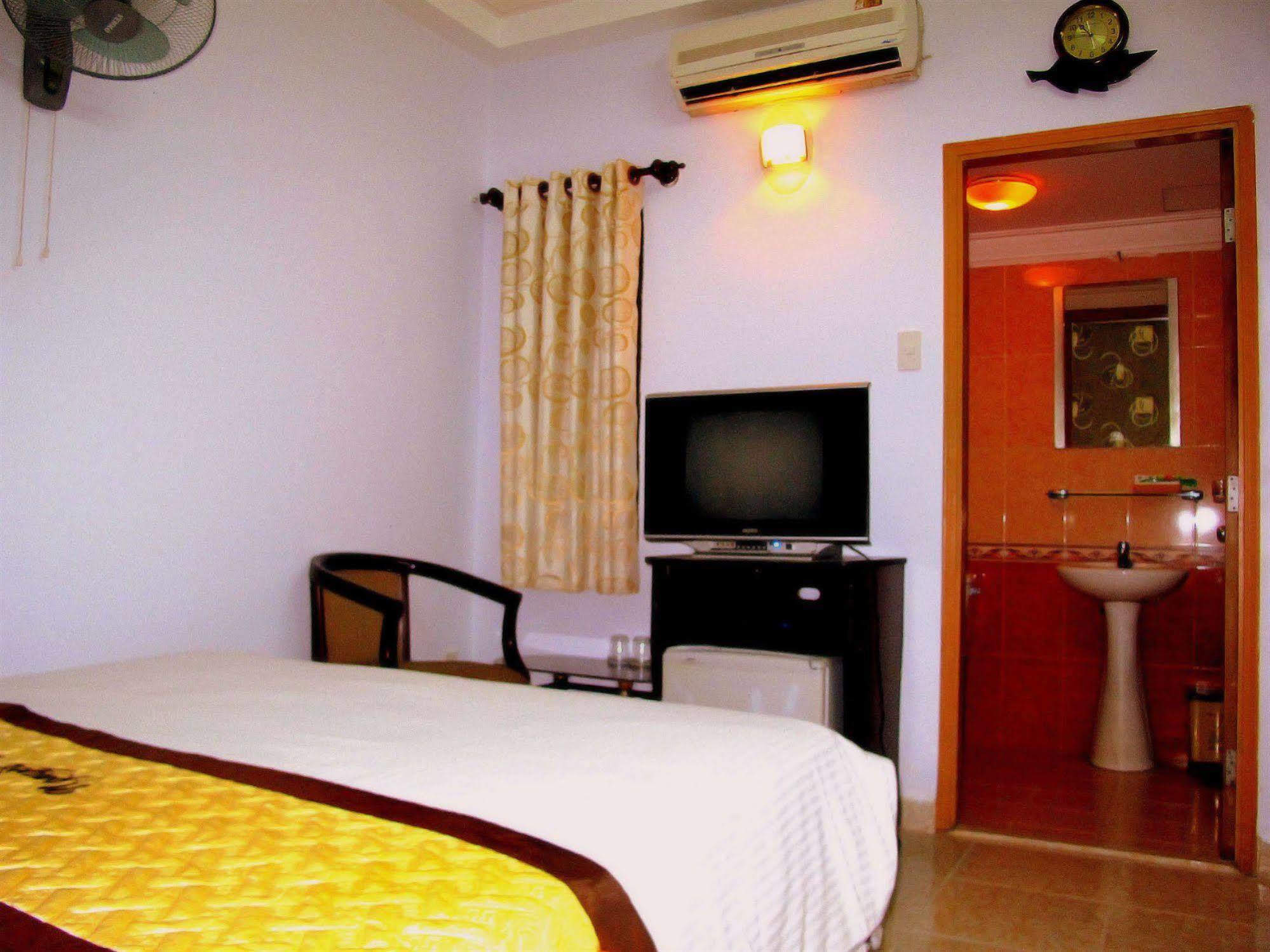 Thuy Tien Hotel Хошимін Екстер'єр фото